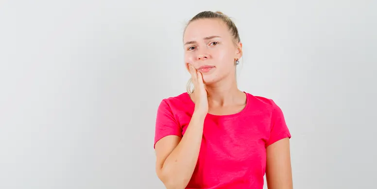 Diş Eti Şişmesinin Nedenleri