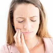 Dolgu Yapılan Diş Bastırınca Ağrıyor